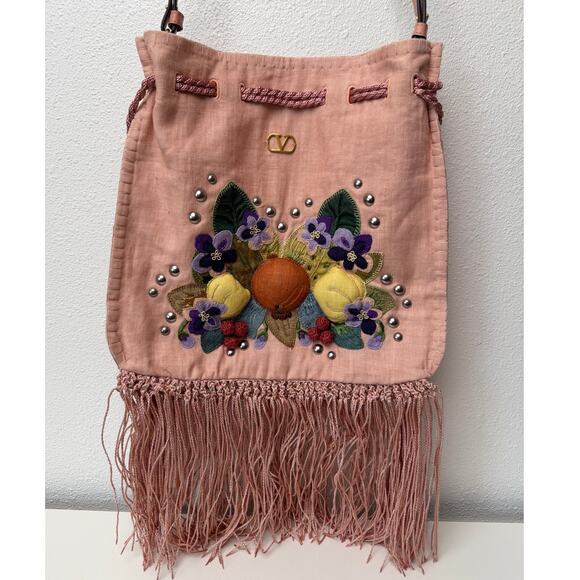 Valentino Garavani Handbags - NWOT Valentino Garavani Nellcôte Pink Linen Floral Fringe Crossbody Bag